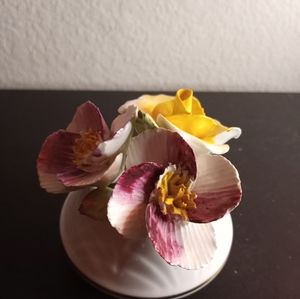 VTG Sandford England Bone China Floral Figurine.